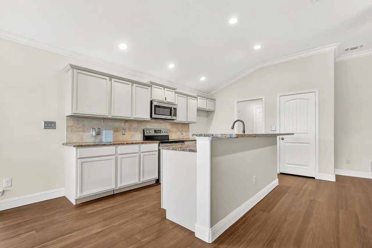 Photo 5 — 7049 95th Street, Lubbock, TX 79424