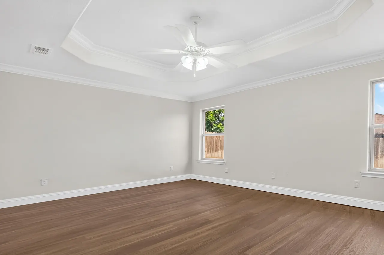 Photo 8 — 7049 95th Street, Lubbock, TX 79424