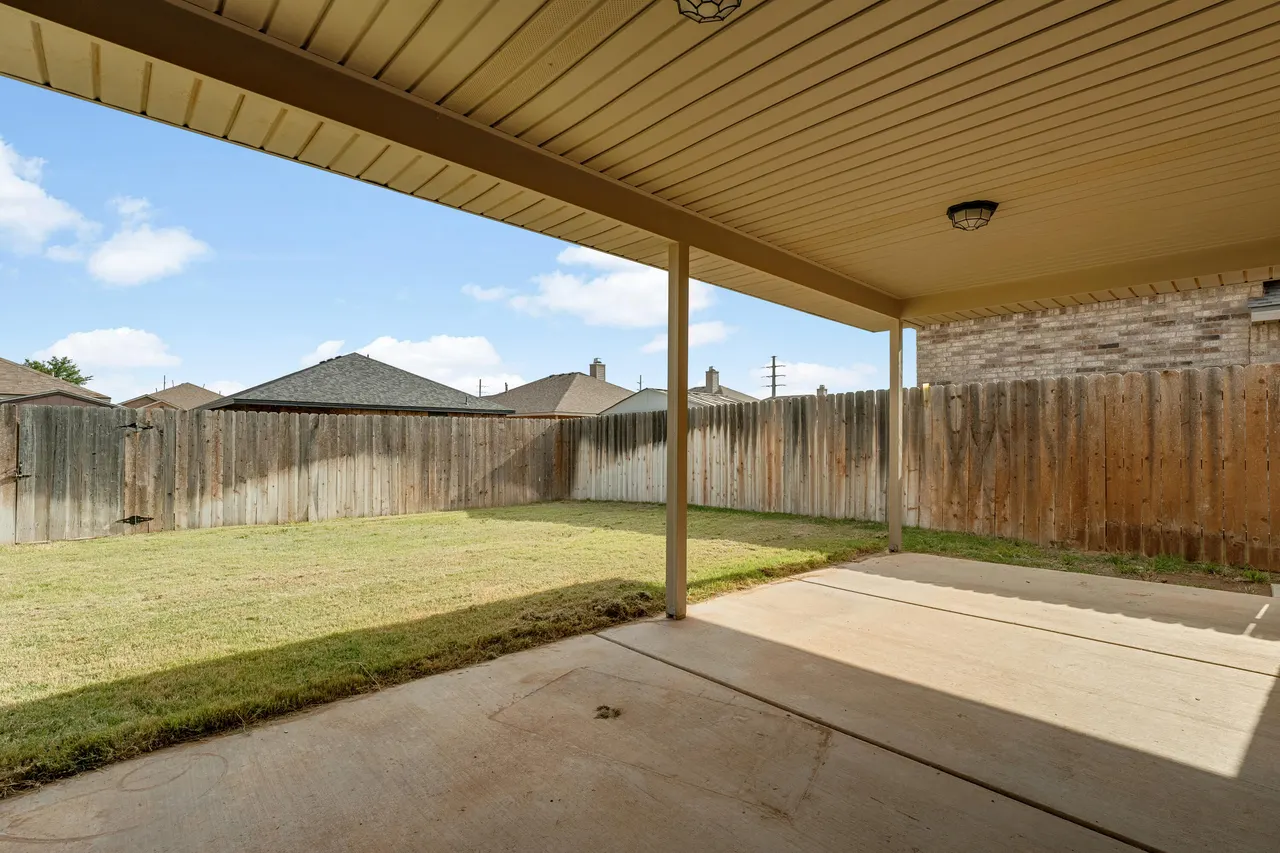 Photo 15 — 7049 95th Street, Lubbock, TX 79424