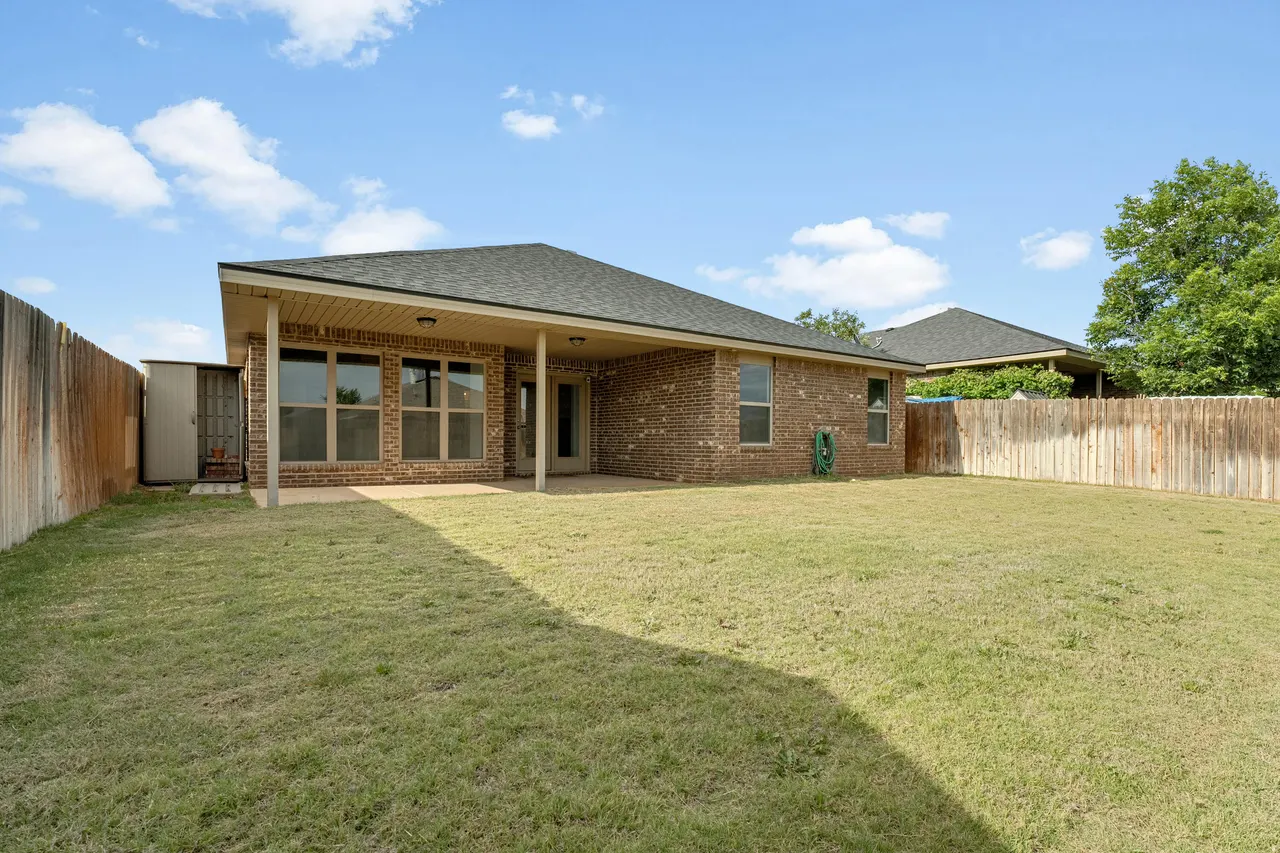Photo 16 — 7049 95th Street, Lubbock, TX 79424