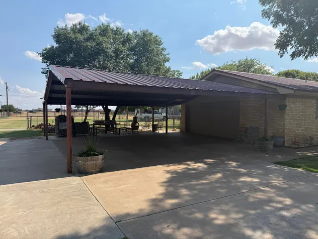 Photo 3 — 1927 128th Street, Lubbock, TX 79423