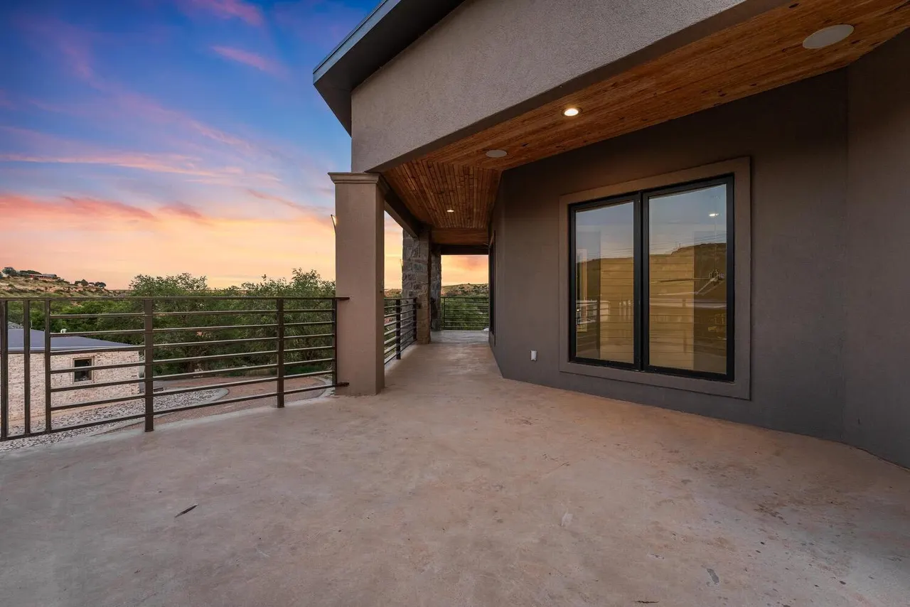 Photo 14 — 2 Jesse James Drive, Lubbock, TX 79404