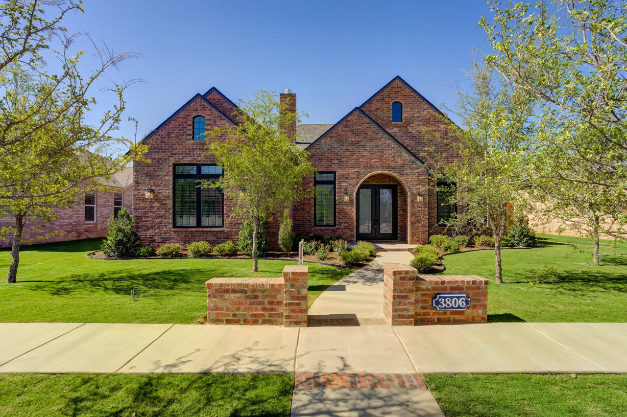 Photo 2 — 3806 123rd Street, Lubbock, TX 79423