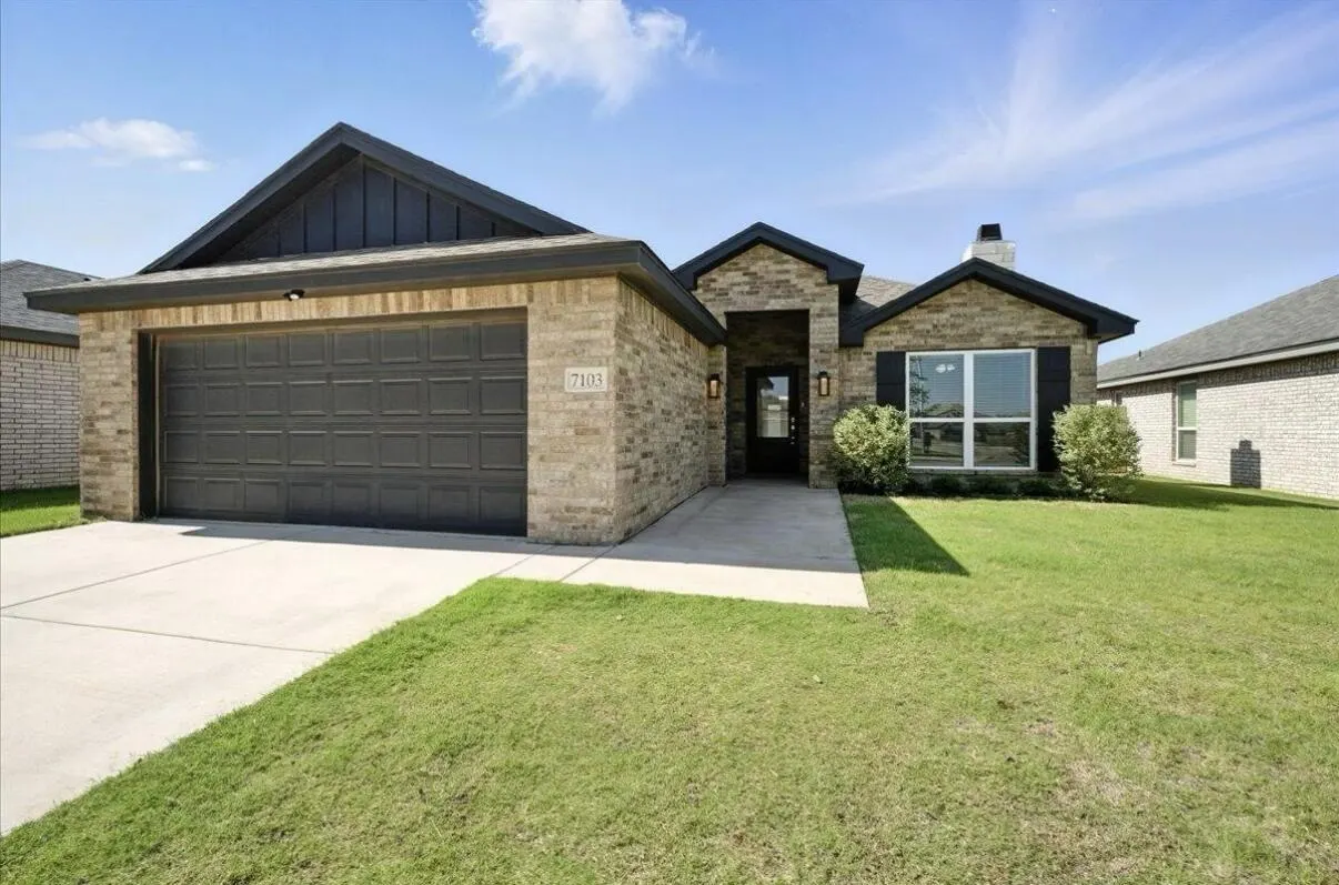 Photo 2 — 7103 23rd Street, Lubbock, TX 79407