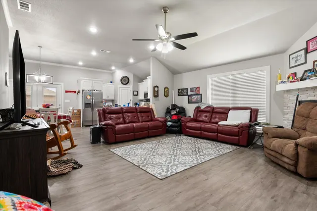 Photo 5 — 7103 23rd Street, Lubbock, TX 79407