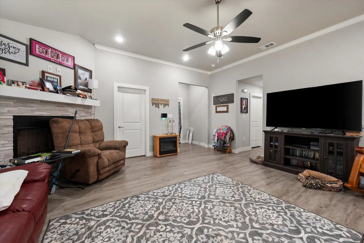Photo 7 — 7103 23rd Street, Lubbock, TX 79407