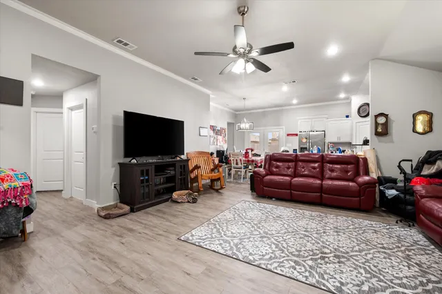 Photo 8 — 7103 23rd Street, Lubbock, TX 79407