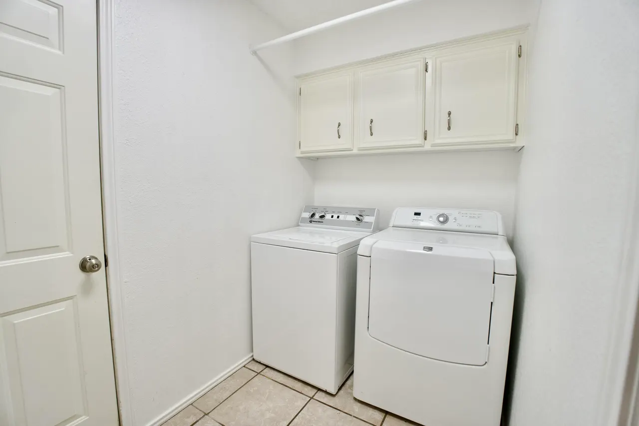 Photo 14 — 6916 Hope Avenue, Lubbock, TX 79424