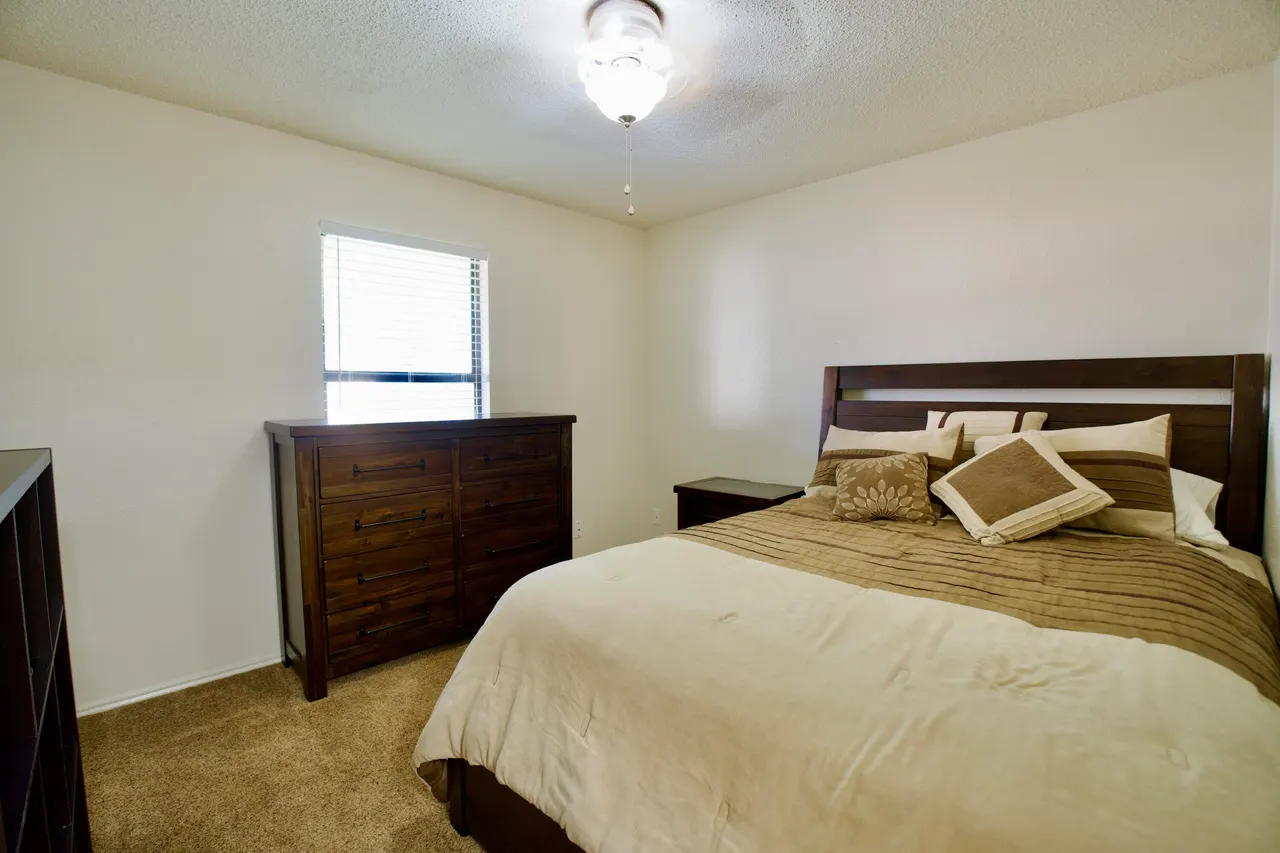 Photo 12 — 6916 Hope Avenue, Lubbock, TX 79424