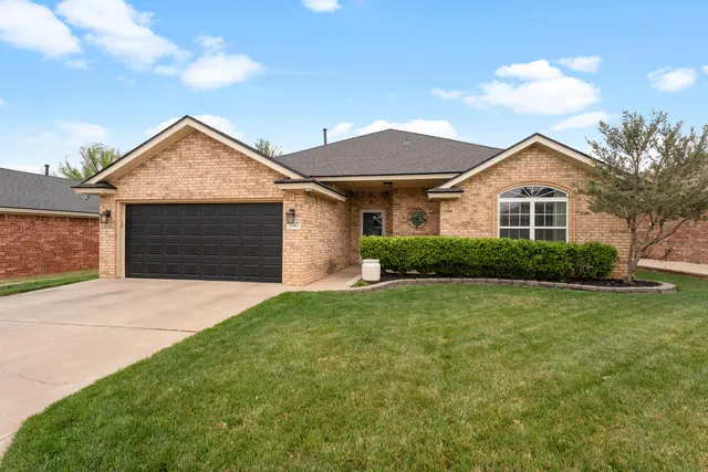 Photo 2 — 5517 101st Street, Lubbock, TX 79424
