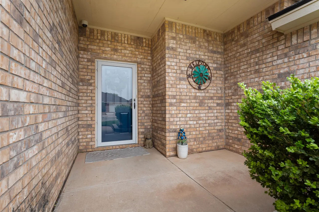 Photo 3 — 5517 101st Street, Lubbock, TX 79424