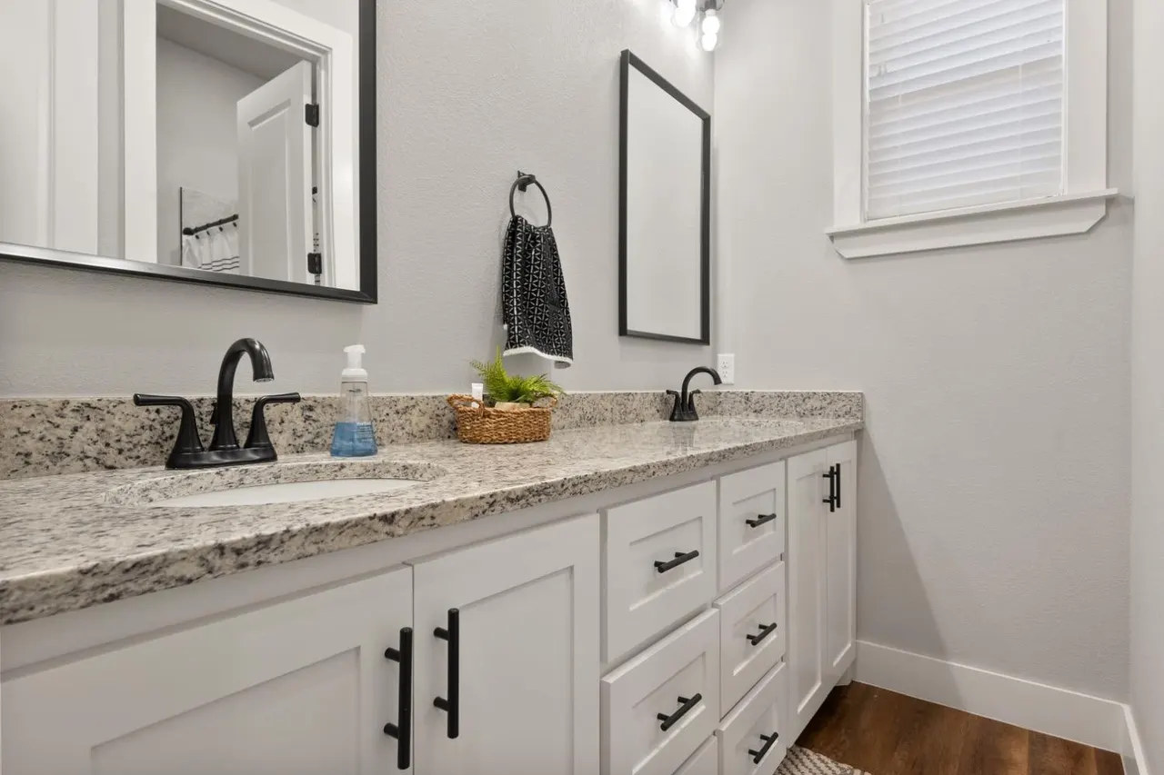Photo 25 — 7805 52nd Street, Lubbock, TX 79407