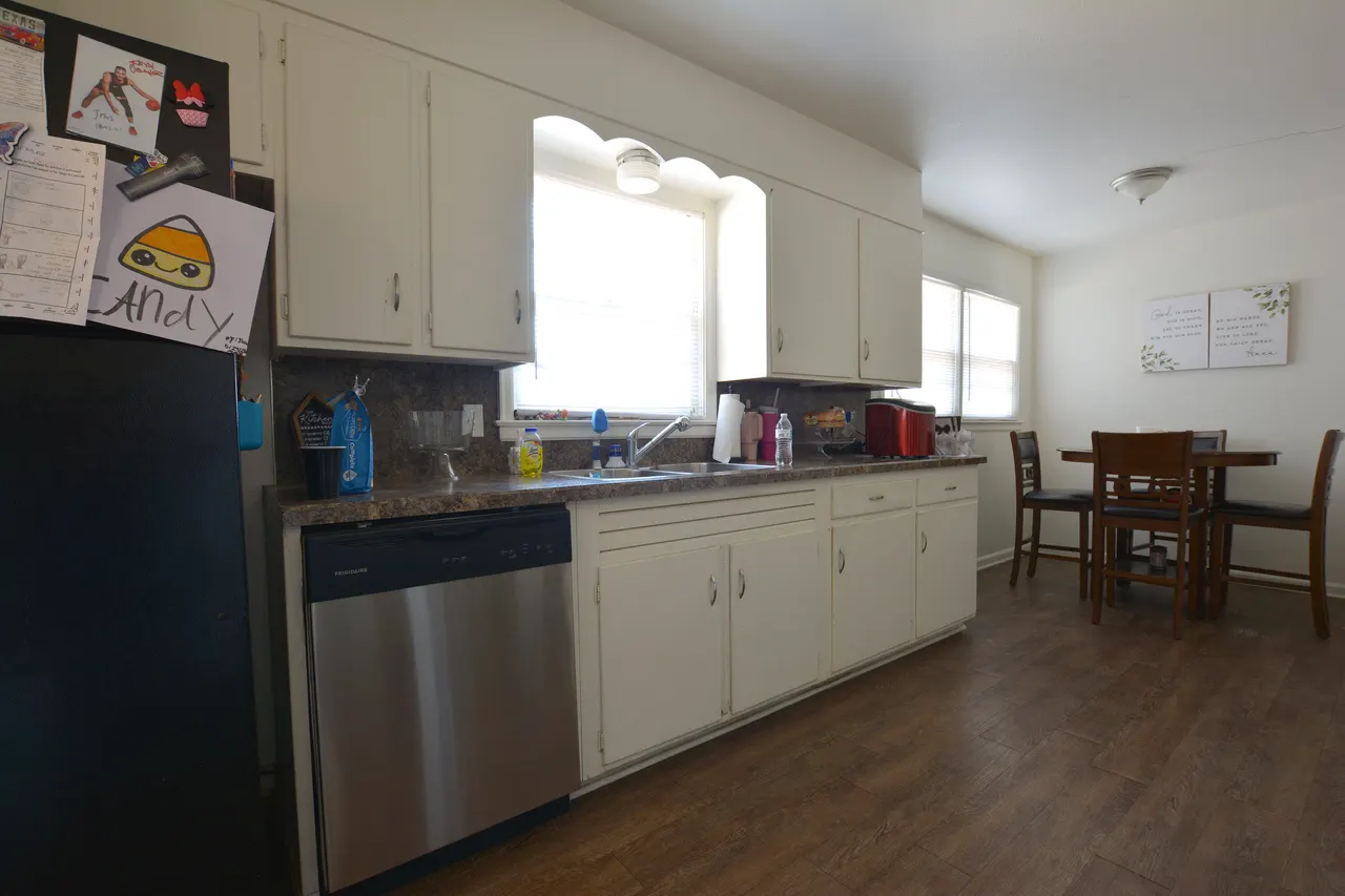 Photo 10 — 1606 42nd Street, Lubbock, TX 79412