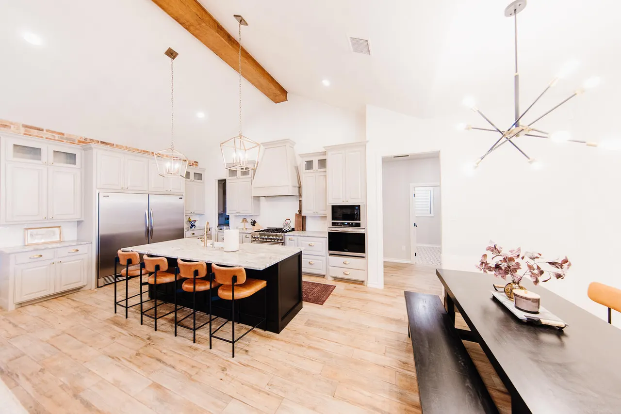 Photo 3 — 1208 N 14th Place, Wolfforth, TX 79382