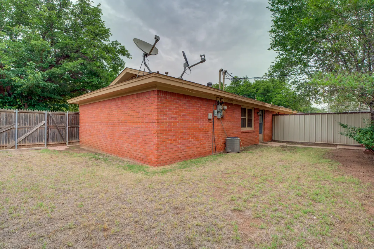 Photo 13 — 4313 58th Street, Lubbock, TX 79413