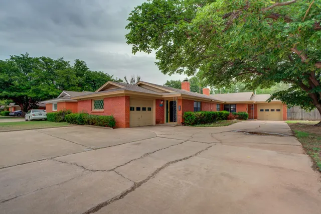 Photo 2 — 4313 58th Street, Lubbock, TX 79413