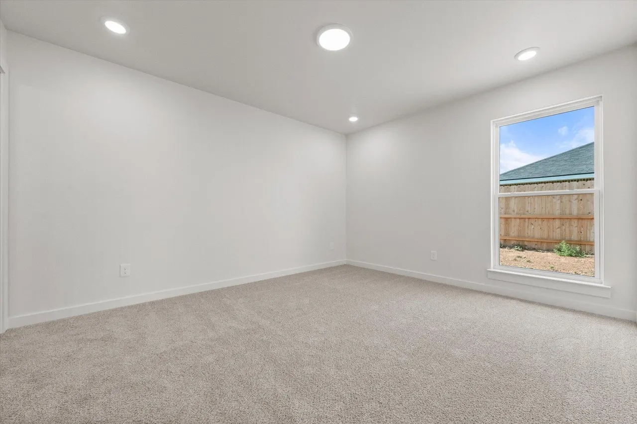 Photo 12 — 506 E 24th Street, Wolfforth, TX 79382