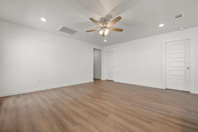 Photo 5 — 506 E 24th Street, Wolfforth, TX 79382