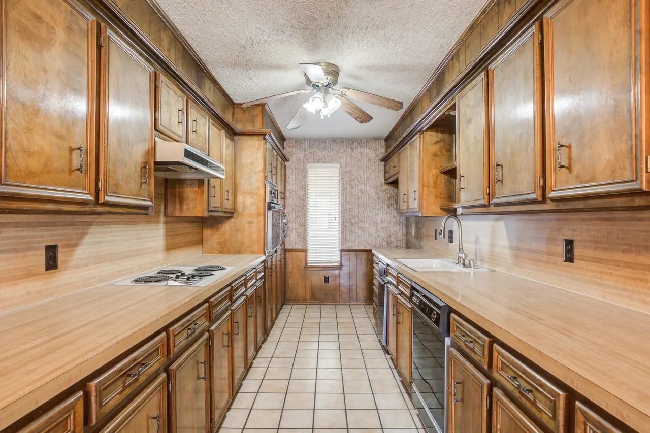 Photo 15 — 3503 91st Street, Lubbock, TX 79423