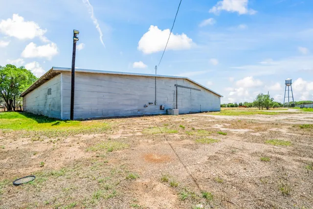Photo 7 — 901 Underwood Street, Littlefield, TX 79339