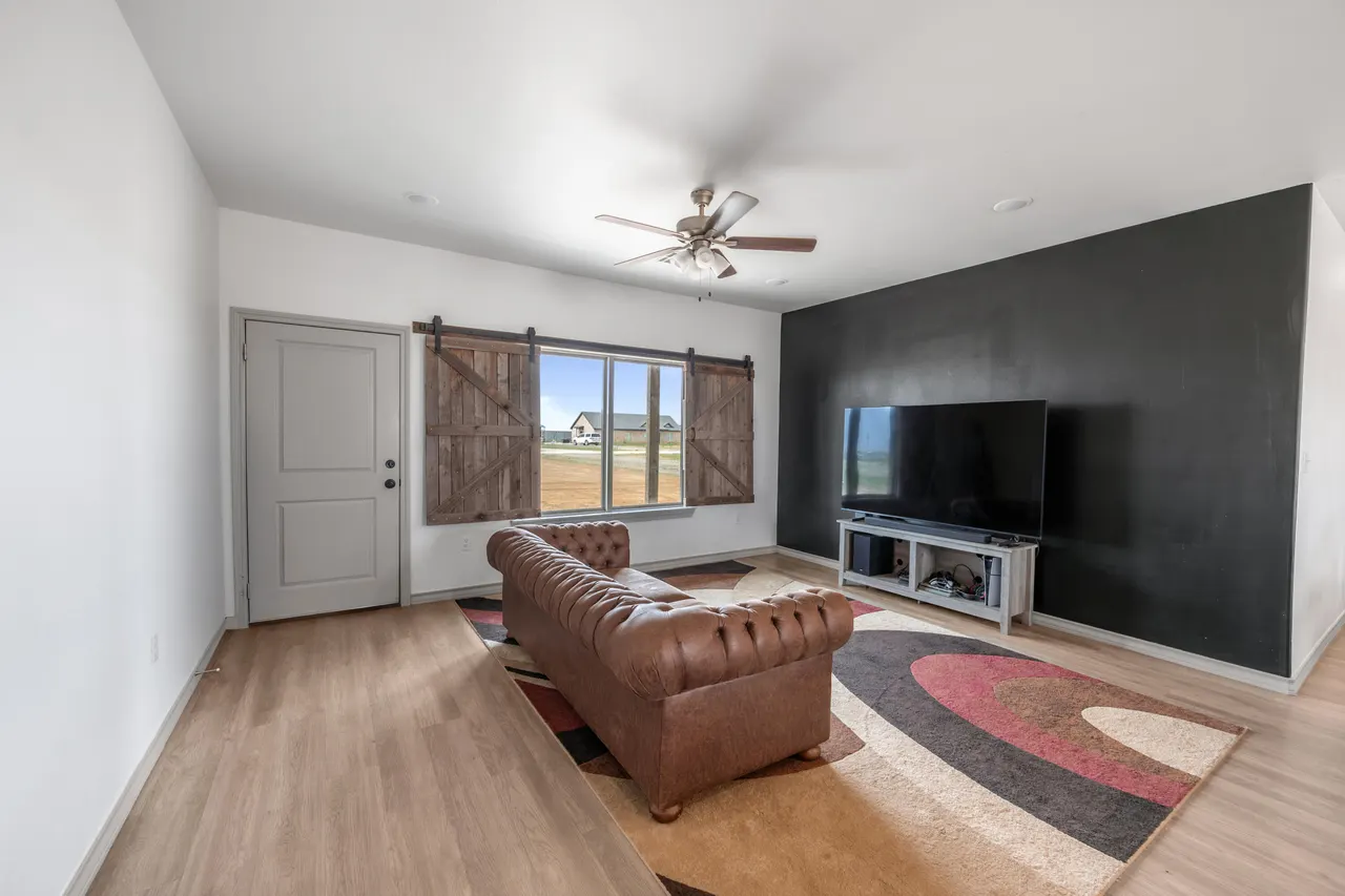 Photo 4 — 1389 Redhead Road, Wilson, TX 79381