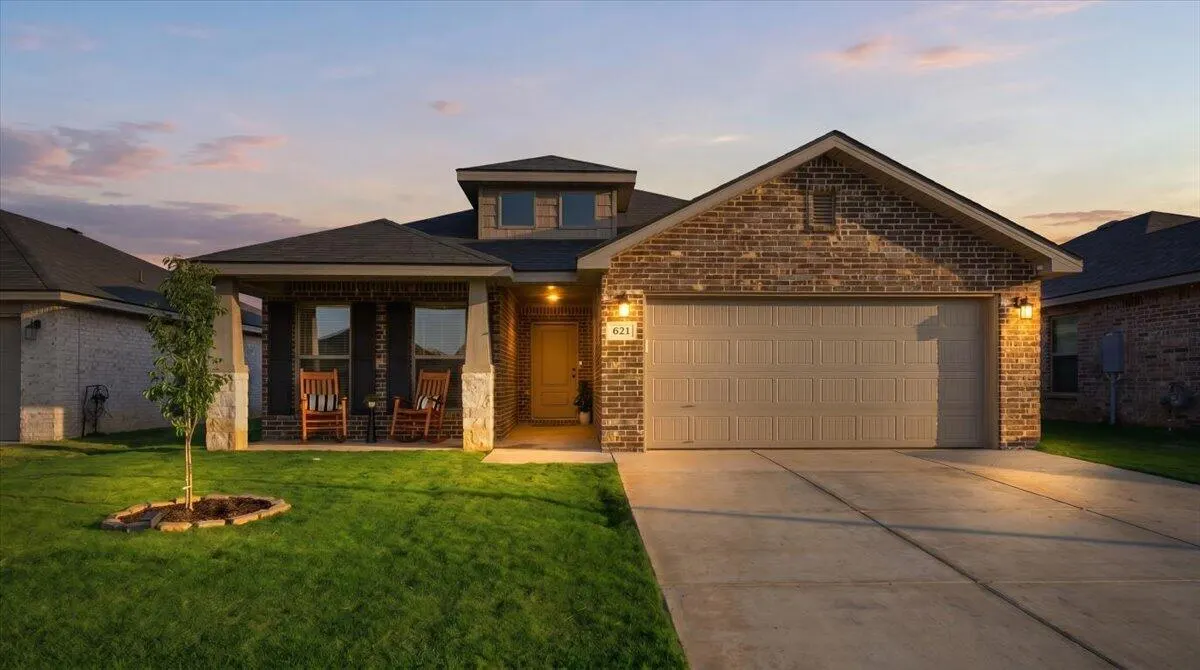 Front exterior — 621 E 31st Street, Wolfforth, TX 79382