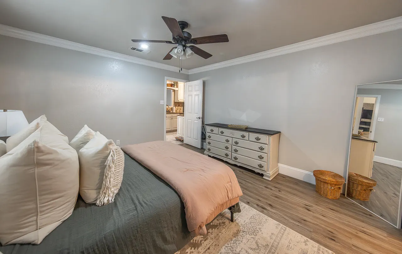 Photo 16 — 1210 S Cedar Street, Brownfield, TX 79316