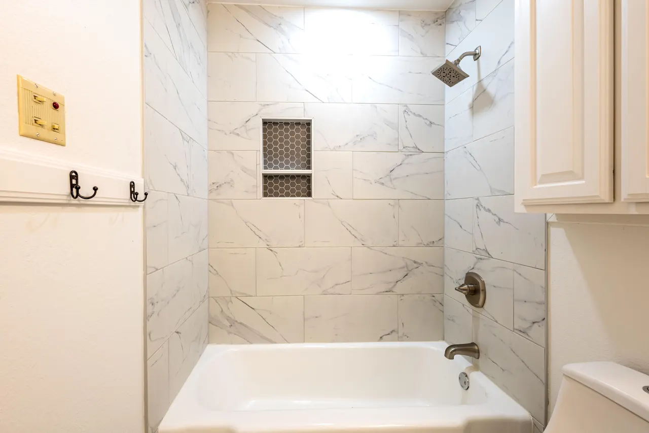 Photo 13 — 2107  57th Street, Lubbock, TX 79412