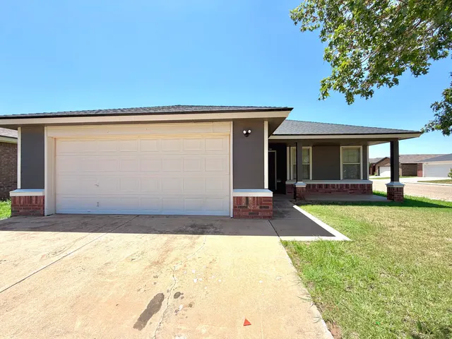 Front exterior — 2321 99th Street, Lubbock, TX 79423