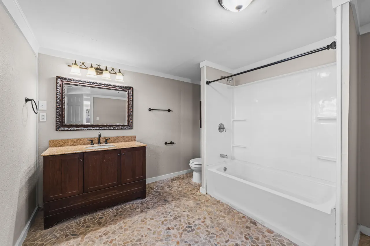 Photo 13 — 4817 35th Street, Lubbock, TX 79414