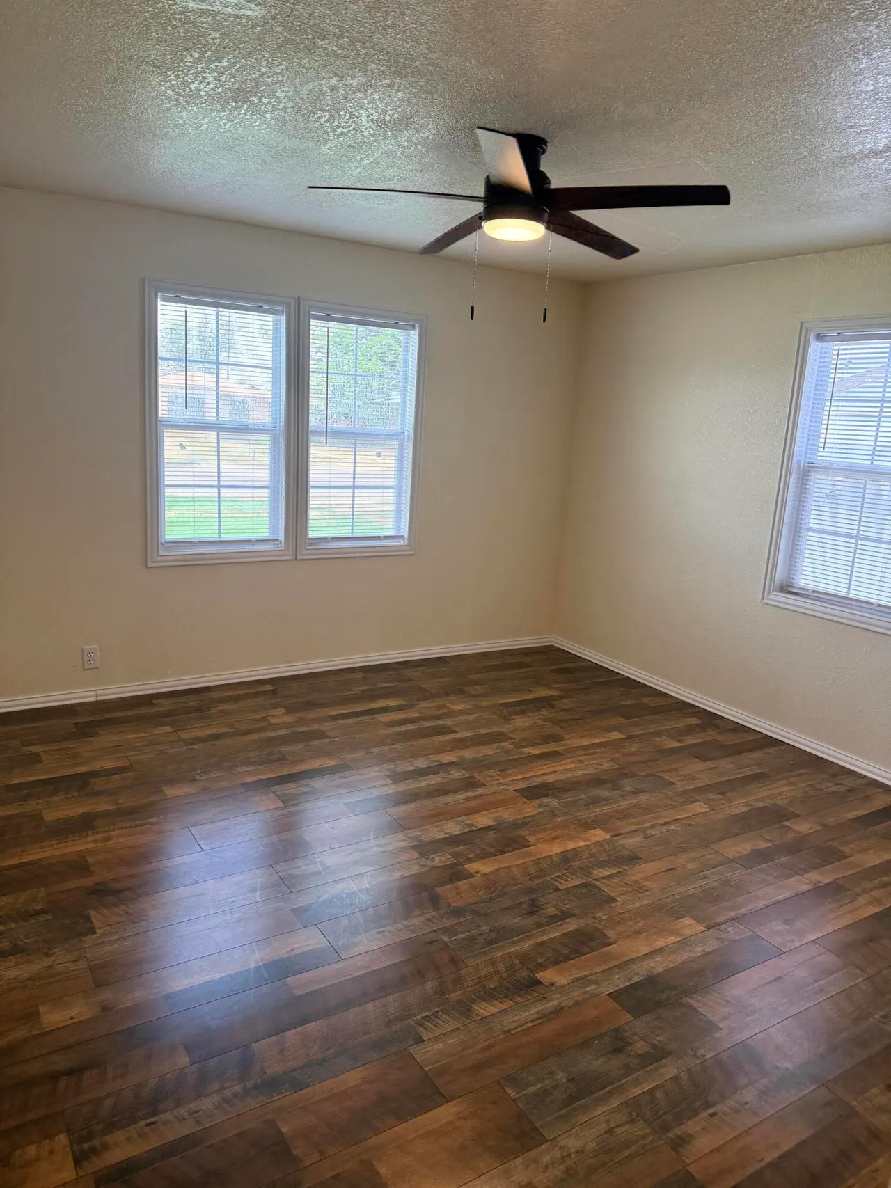 Photo 9 — 307 Ave M, Levelland, TX 79336