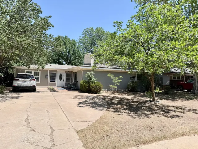 Photo 2 — 4318 41st Street, Lubbock, TX 79413