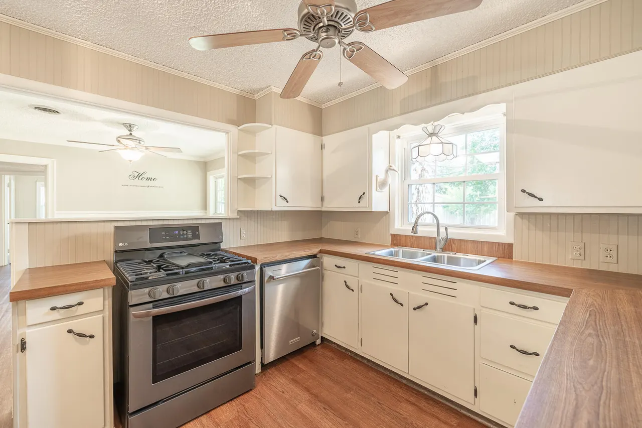 Photo 16 — 203 N 19th Street, Lamesa, TX 79331