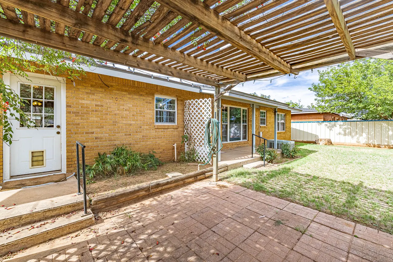 Photo 38 — 203 N 19th Street, Lamesa, TX 79331