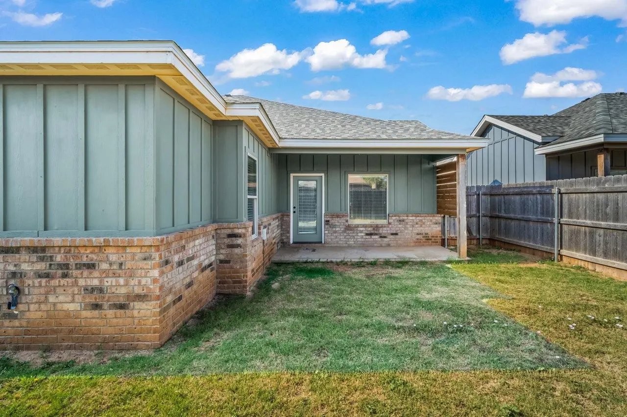 Photo 23 — 2513 111th Street, Lubbock, TX 79423
