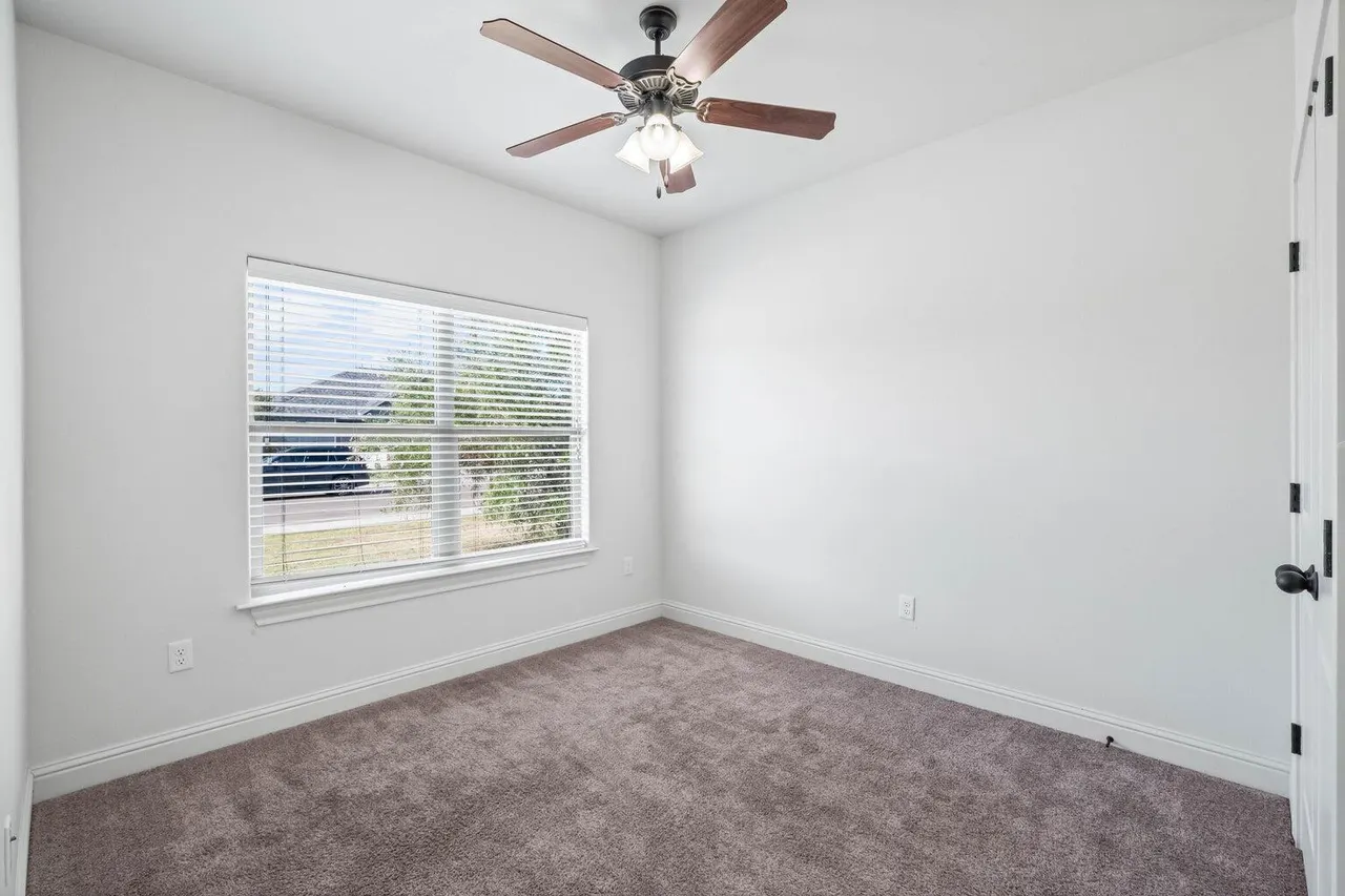 Photo 18 — 2513 111th Street, Lubbock, TX 79423