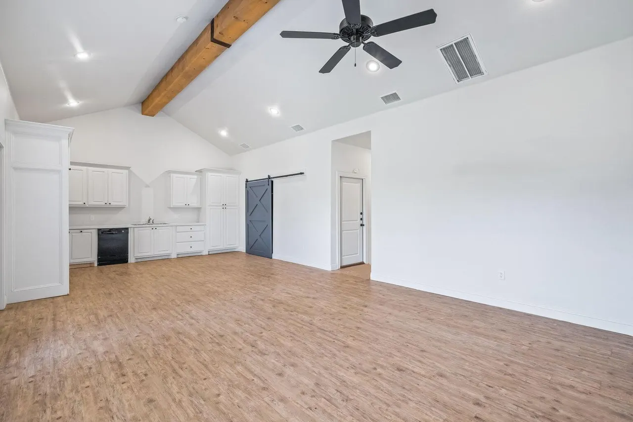 Photo 3 — 2513 111th Street, Lubbock, TX 79423