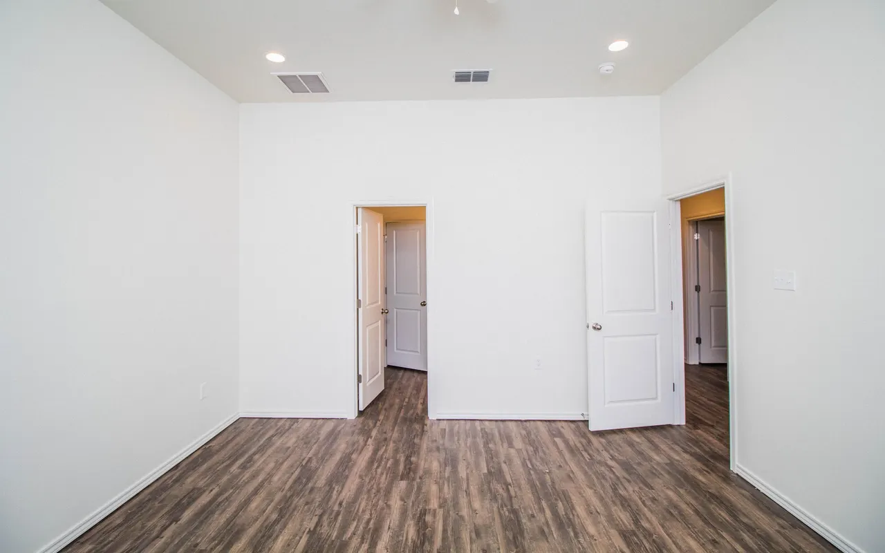 Photo 12 — 2015 102nd Street, Lubbock, TX 79423