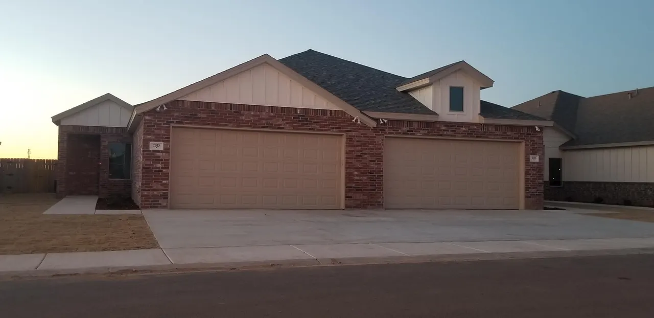 Photo 2 — 2017 102nd Street, Lubbock, TX 79423
