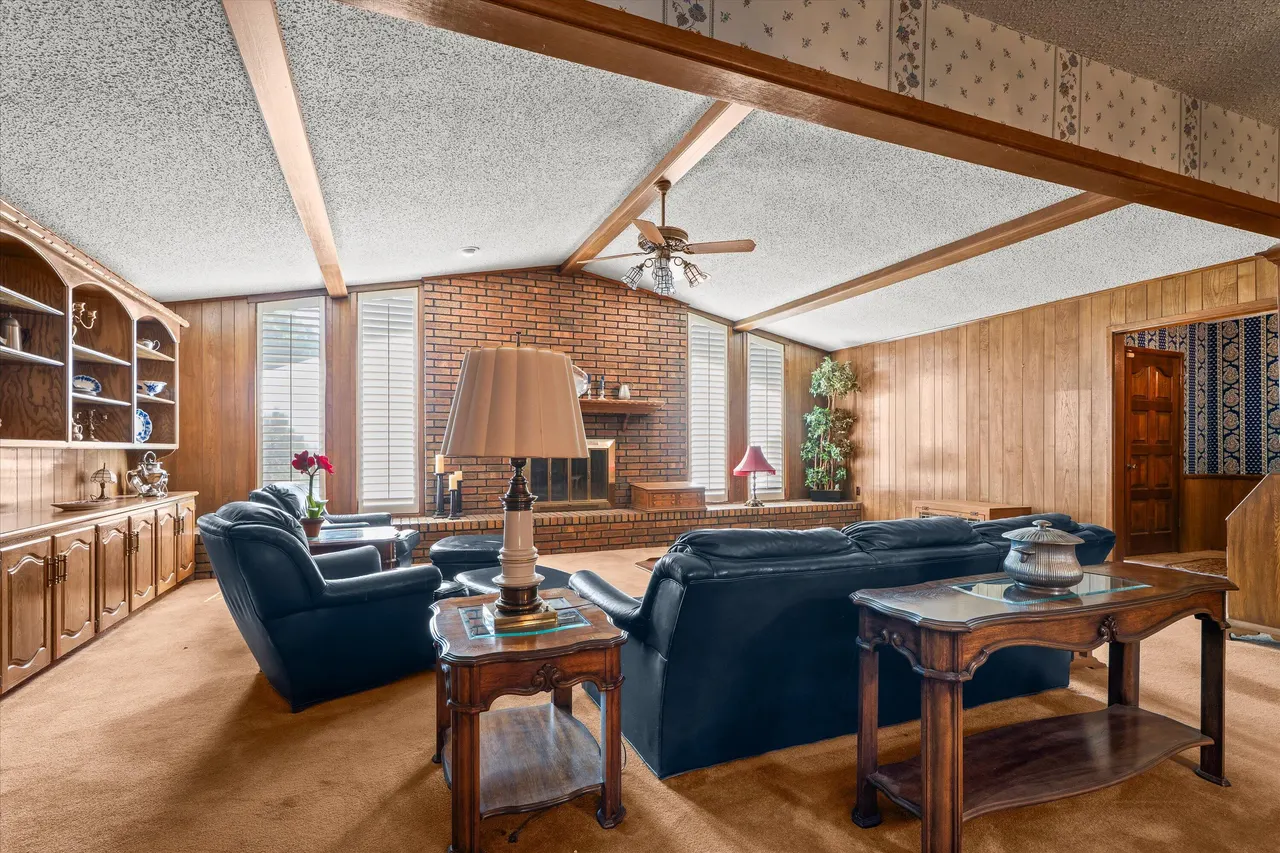 Photo 8 — 101 Dana Avenue, Earth, TX 79031