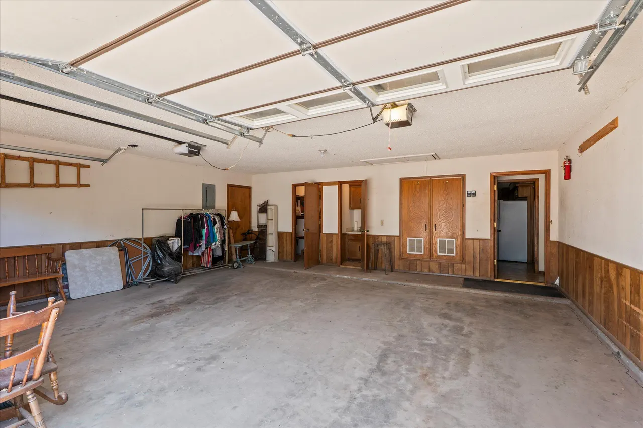 Photo 35 — 101 Dana Avenue, Earth, TX 79031