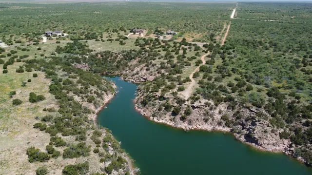 Photo 2 — 108 Sierra Vista, Justiceburg, TX 79330