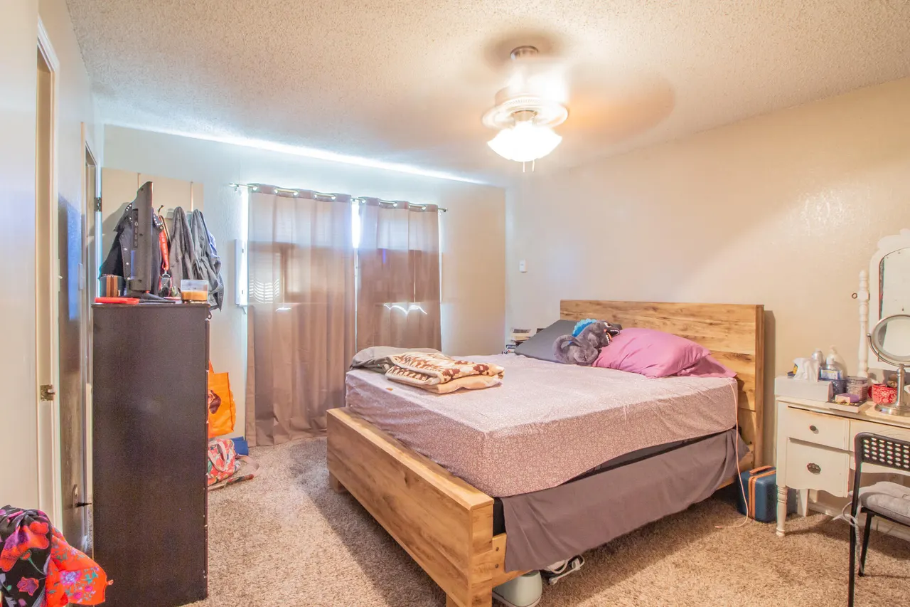 Photo 9 — 7915 Albany Avenue, Lubbock, TX 79424
