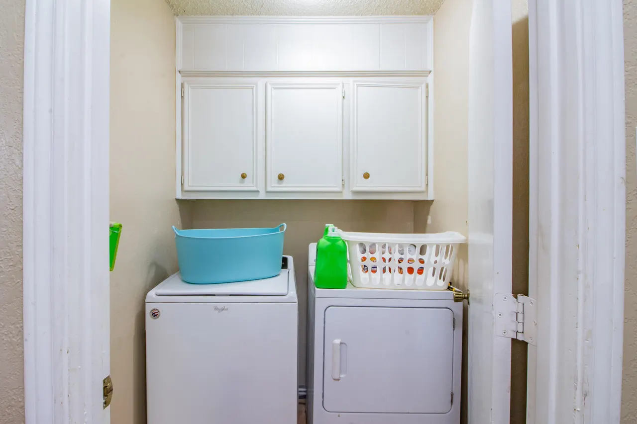 Photo 14 — 7915 Albany Avenue, Lubbock, TX 79424