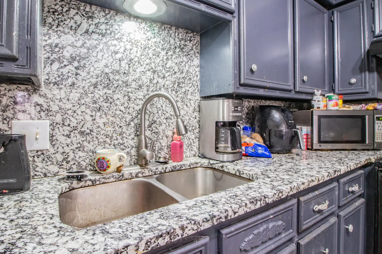 Photo 16 — 7915 Albany Avenue, Lubbock, TX 79424