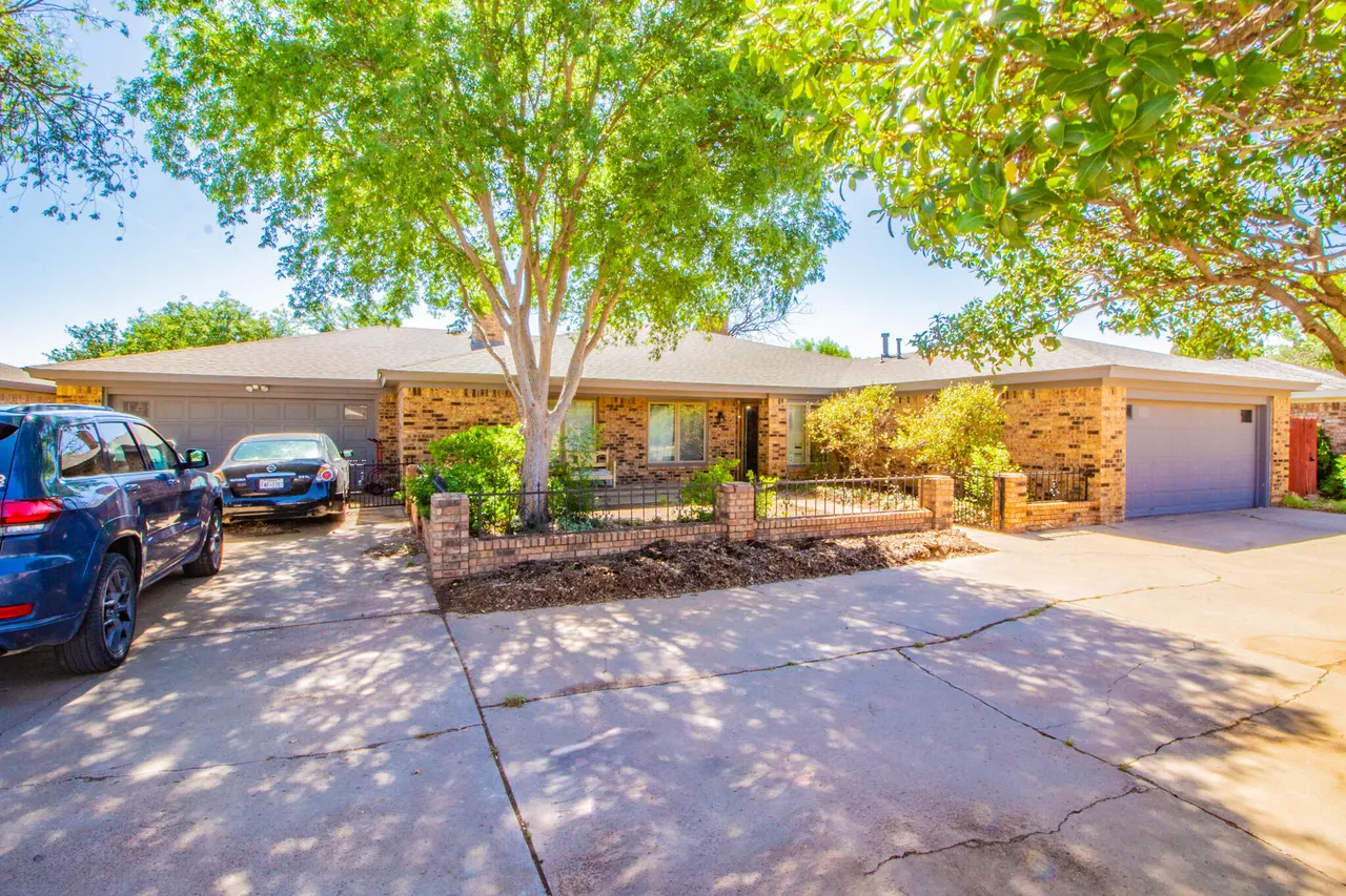 Front exterior — 7915 Albany Avenue, Lubbock, TX 79424
