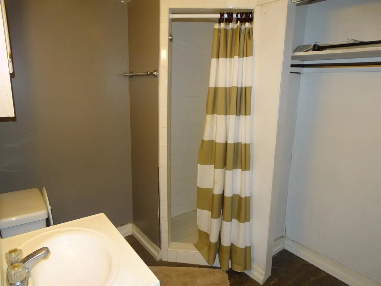 Photo 6 — 2820 25th Street B, Lubbock, TX 79410