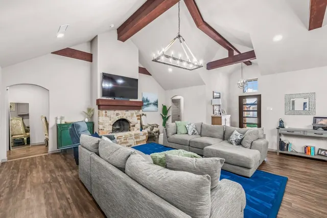 Photo 7 — 6906 70th Street, Lubbock, TX 79424