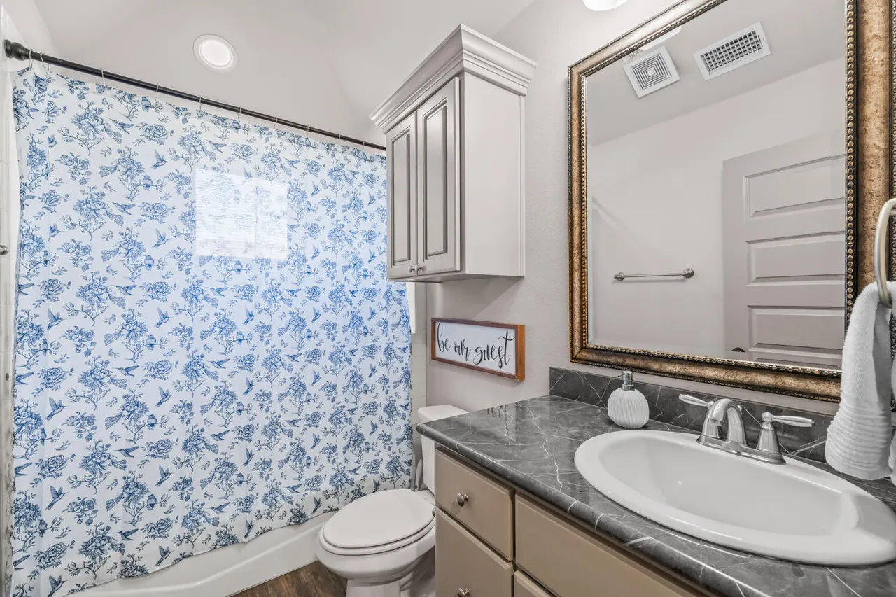 Photo 18 — 6906 70th Street, Lubbock, TX 79424