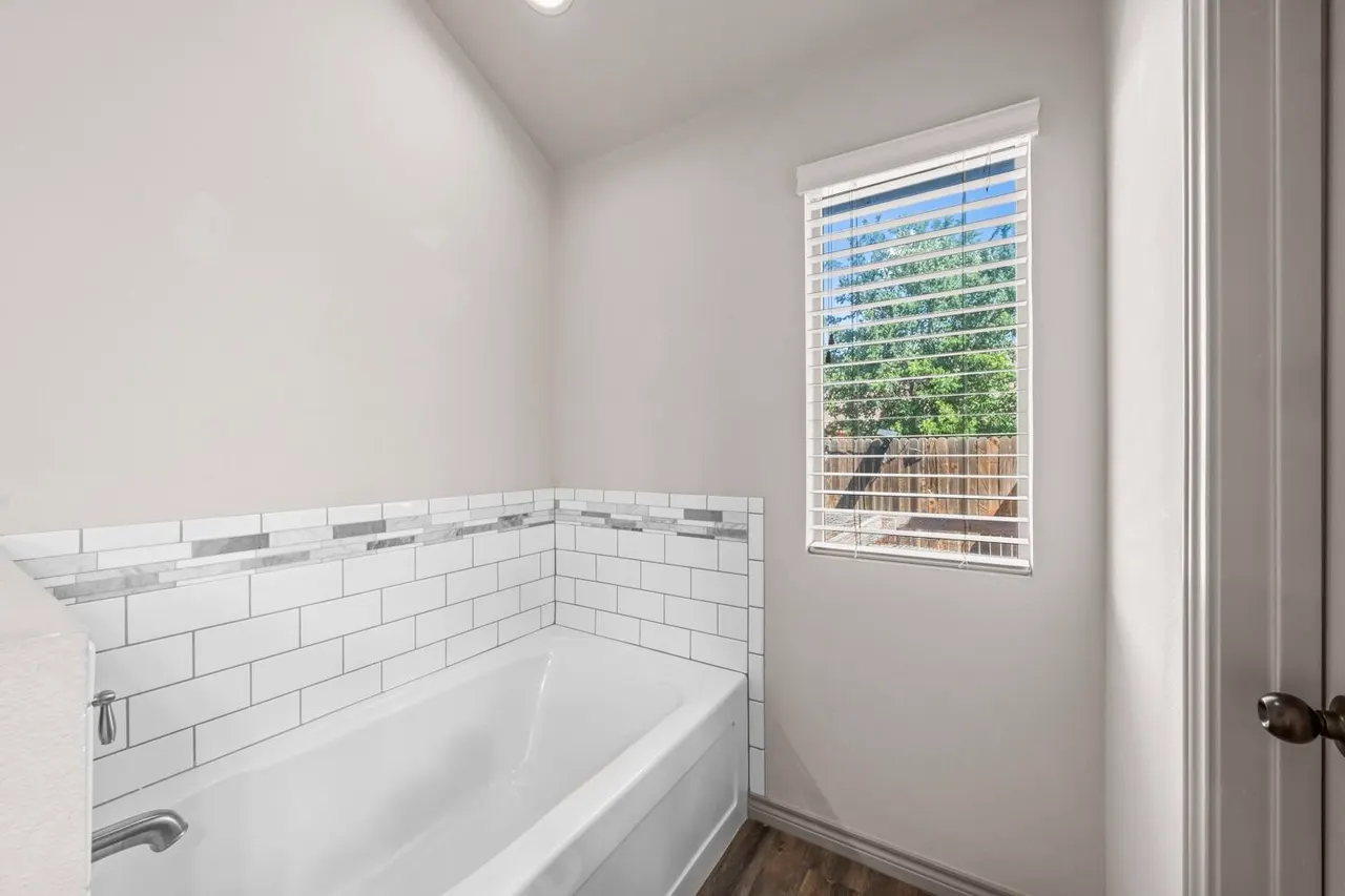 Photo 35 — 6906 70th Street, Lubbock, TX 79424
